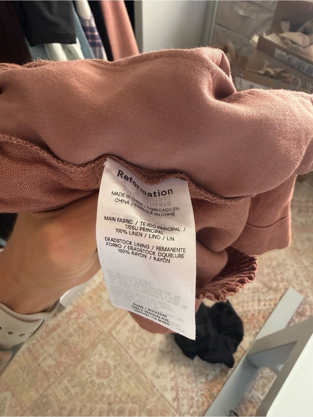 reformation brown linen shorts - Picture 4 of 4
